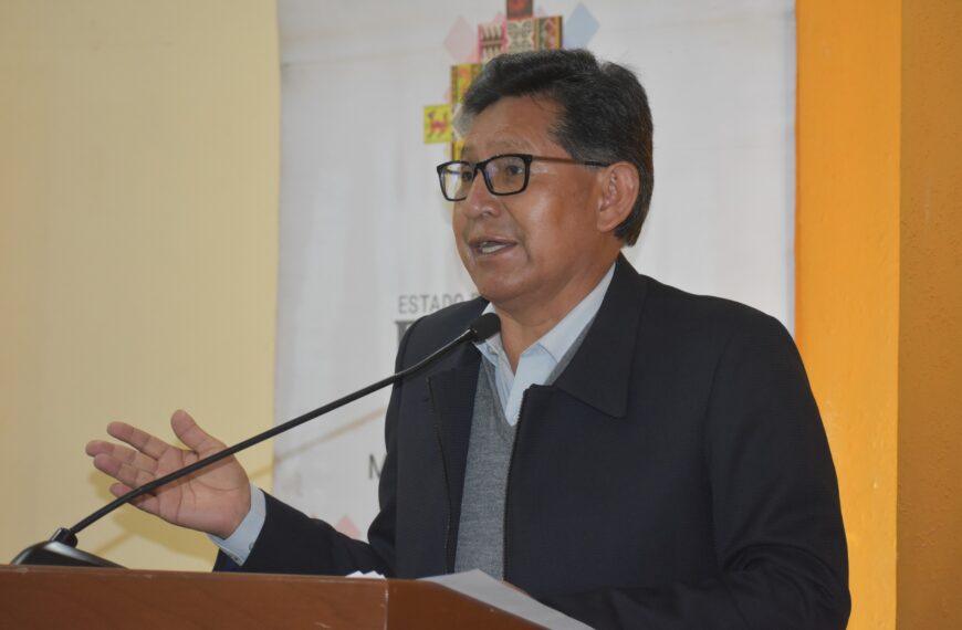 El Ministro de Educación, Edgar Pary, denunció que el Ministerio&hellip;