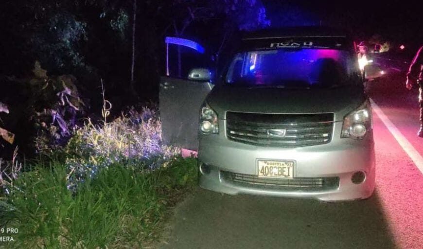 Una mujer fue encontrada sin vida a un lado de su&hellip;