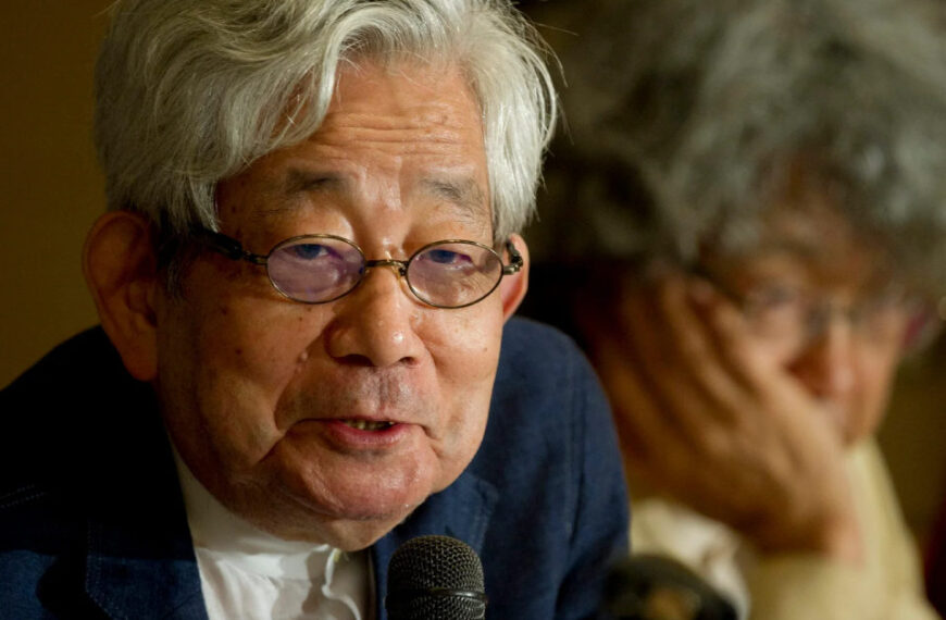 Fallece Kenzaburo Oe, Nobel de la Literatura y activista de&hellip;