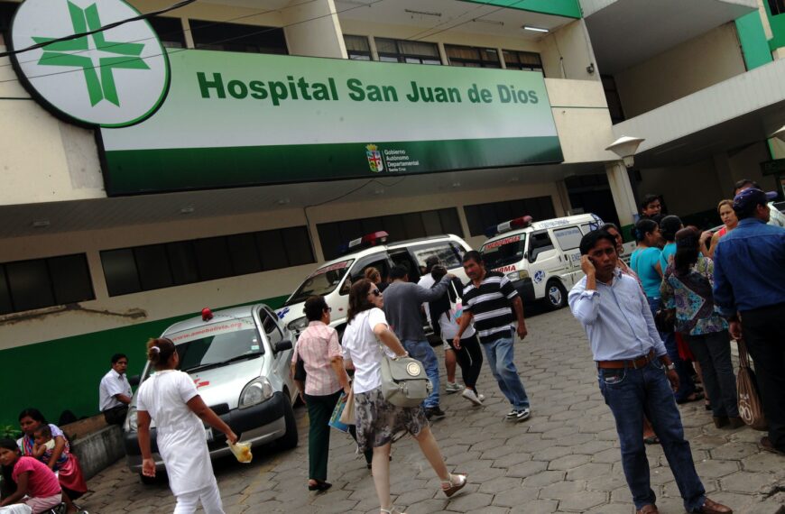 Médicos y trabajadores de salud anuncian paro de 24 horas&hellip;