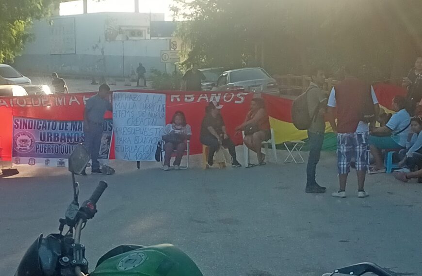 Maestros de Puerto Quijarro convocan a paro por cambio de director distrital