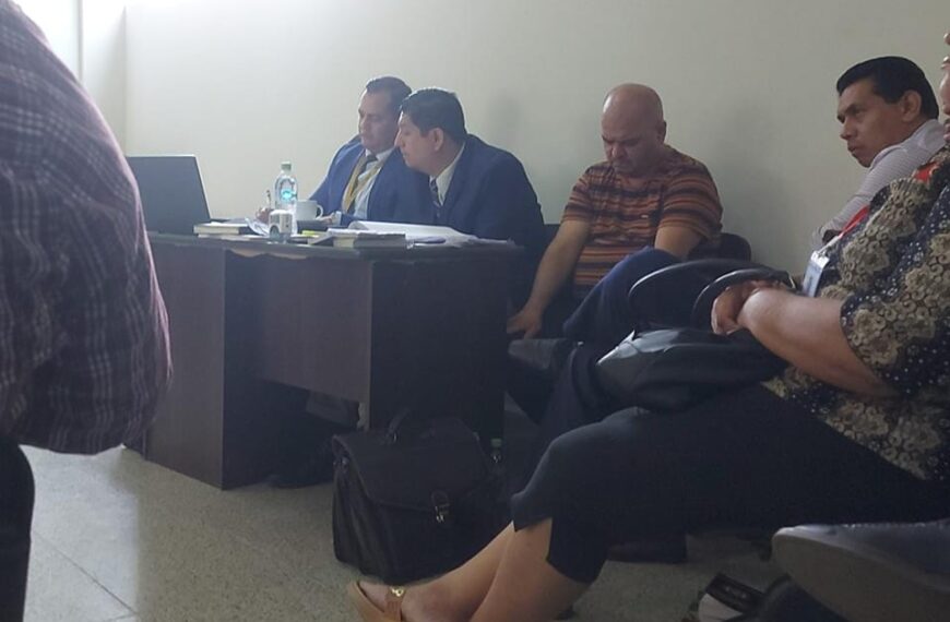 Juez determina detención preventiva a Jaime Melgar, acusado de golpear a un taxista.