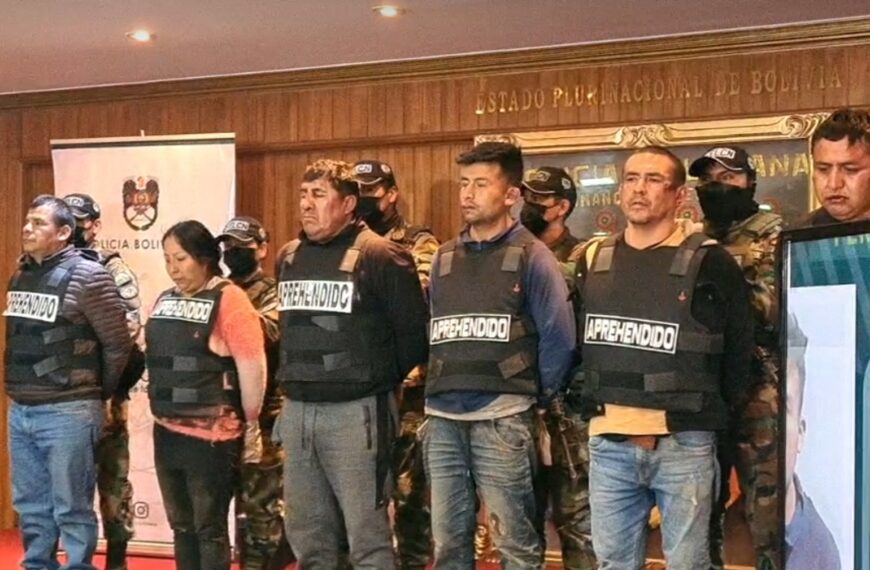 Ministro de Gobierno, Eduardo Del Castillo: «informamos que se realizó un operativo contra el narcotráfico que quería acentuarse en el centro del territorio Nacional»