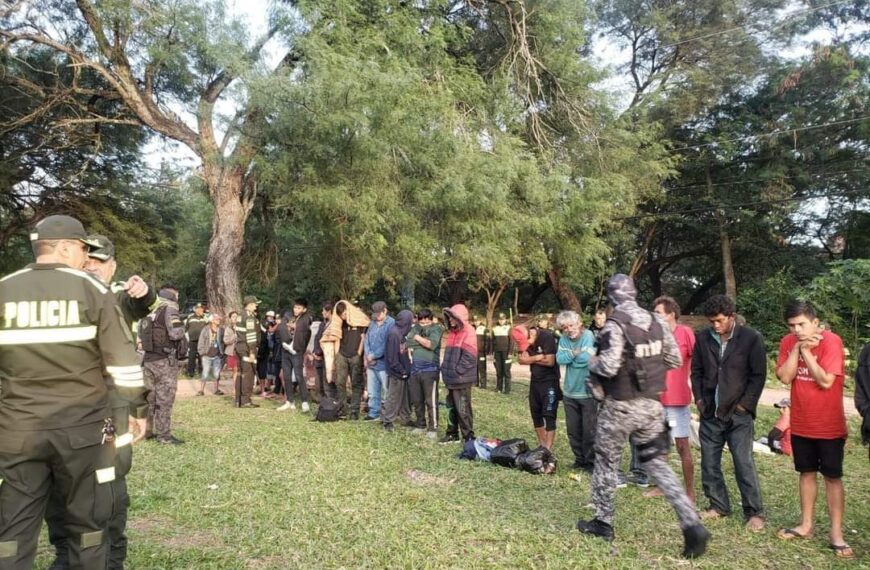 Secuestran celulares y arrestan a 52 personas tras operativo en el Cordón Ecológico