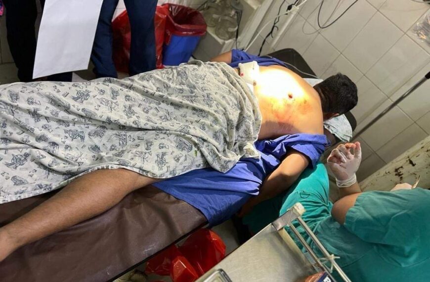 En Chapare, una turba de personas impidió el paso de los agentes antinarcóticos para recupar la droga incautada donde dejan un policía herido de bala
