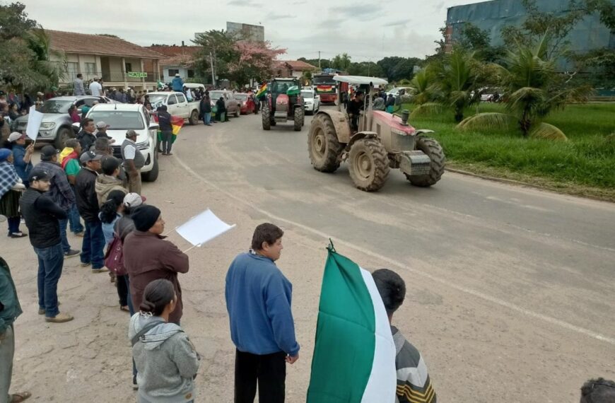 Cañeros y productores de soya del Norte cruceño dan plazo al Gobierno de tres días para mejorar entrega de diésel