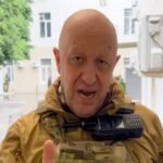 Hallan lingotes, armas y pelucas en casa del jefe de Wagner en San&hellip;