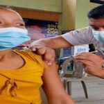 Brigadas médicas llegan a los colegios para vacunar contra la polio y VPH