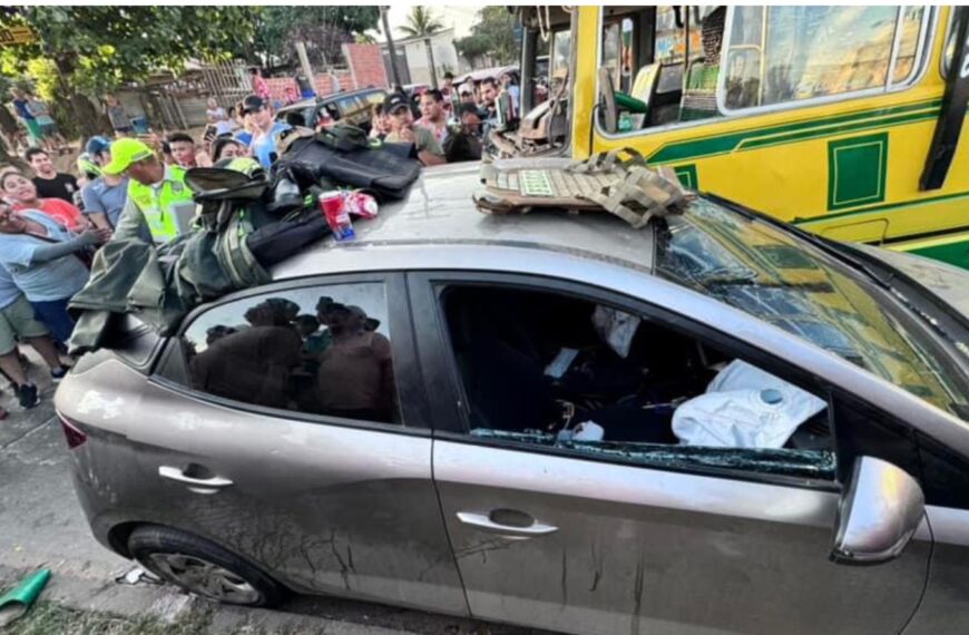 (Fotos)Una persecución de la Aduana terminó en accidente