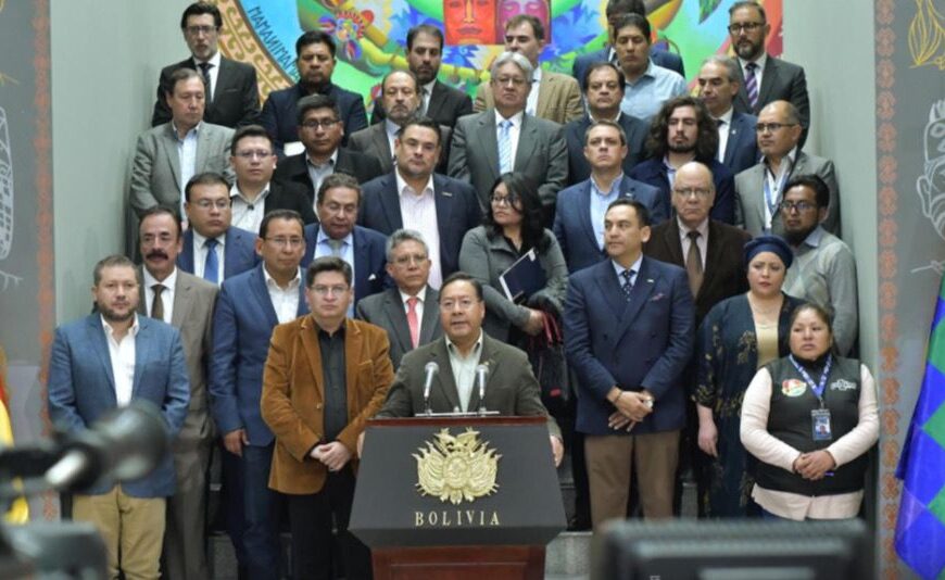 Tras reunión con empresarios, Arce descarta control a divisas y&hellip;