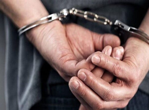 Policía acusado de violación será puesto ante un juez cautelar