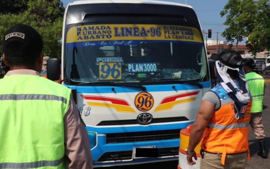 Jhonny Fernández plantea pasaje de 2.50 Bs para mayores, según&hellip;