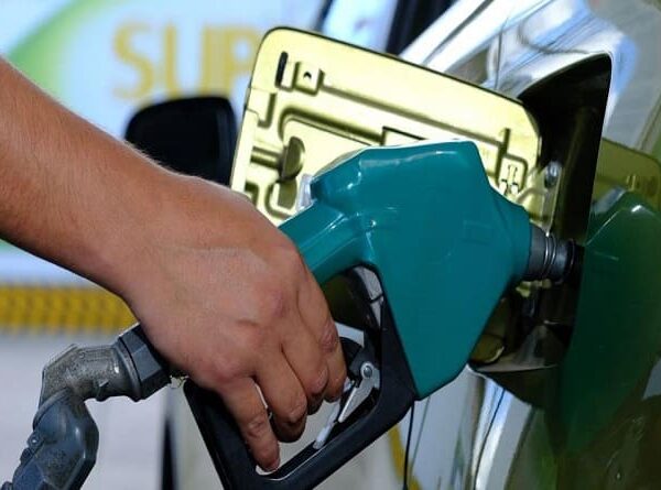 Ninguna empresa ha confirmado su intención de importar combustibles