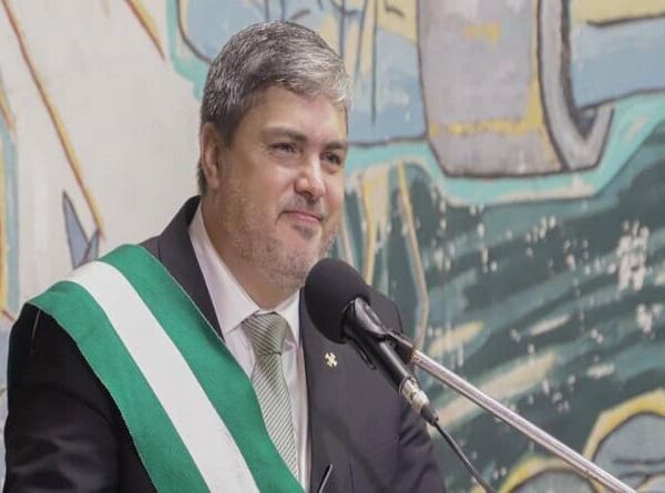 Larach no participará en caravana de protesta por aprehensión de Camacho