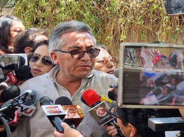 El Gobierno afirma que se esperará el ‘momento preciso’ para ejecutar la aprehensión de Evo