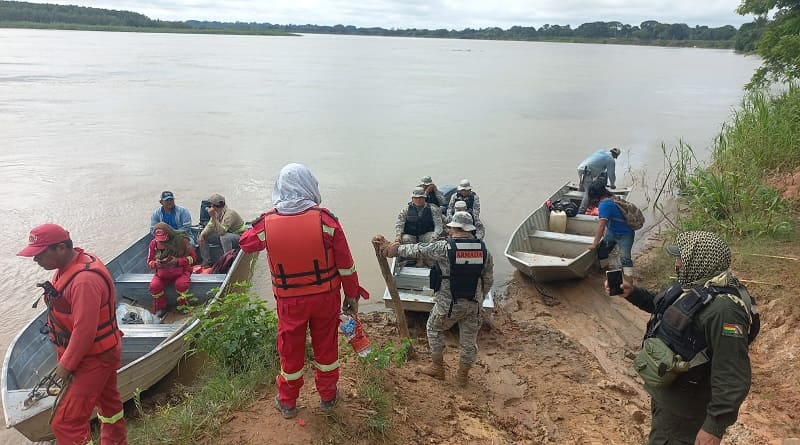 Continúan los operativos de búsqueda de un pescador que cayó…