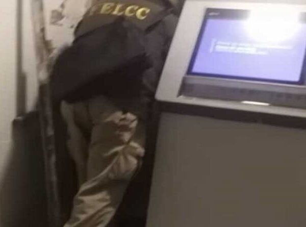 Antisociales hicieron explotar una garrafa de gas para intentar robar un cajero automático en La Paz