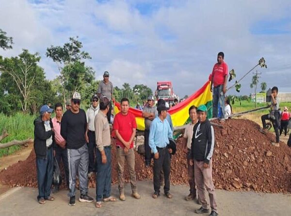 Va por el segundo día del bloqueo por diésel en San Julián