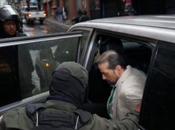 Se instala audiencia en la que Camacho busca defenderse en libertad por el caso golpe I