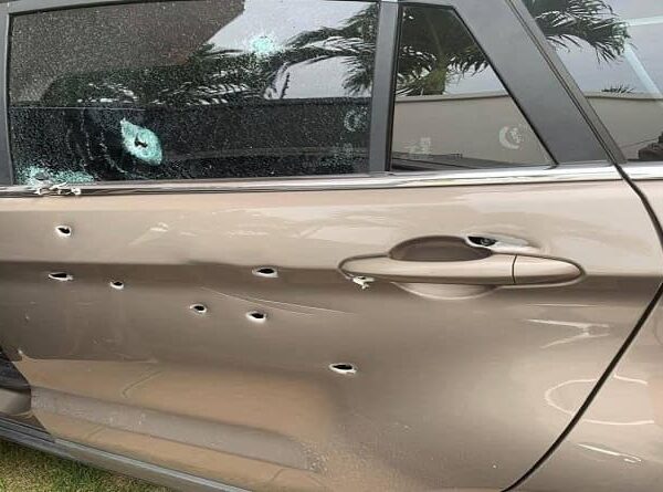 Hablan de tres hipótesis por asesinato de capitán de la Policía y un investigador cree que el vehículo que usaba era chileno