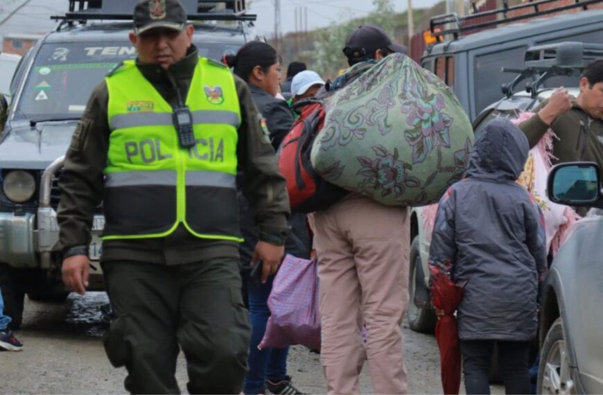Evacúan 80 viviendas por movimiento de tierra producto de las…