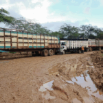Camiones varados por lluvias en el río Mamoré agravan crisis en el transporte…