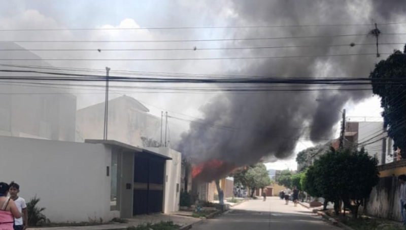 Reportan incendio en una vivienda en la zona del tercer…