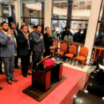 Cochabamba: Alcalde Manfred Reyes Villa posesiona a 10 nuevas autoridades municipales