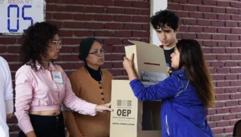 TSE confirma entrega de credenciales a autoridades electas para el 29 de octubre