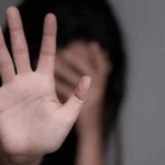 Un sujeto ataca con un cuchillo a su pareja y la deja con…