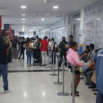 Largas filas en el SEGIP por el inicio del Bono Juancito Pinto y…