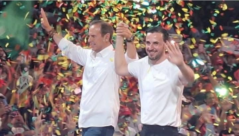 Multitudinario cierre de campaña de Tuto Quiroga y JP Velasco…