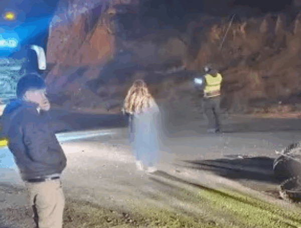 Dos personas mueren al chocar de frente contra un bus en la carretera Cochabamba – Sucre