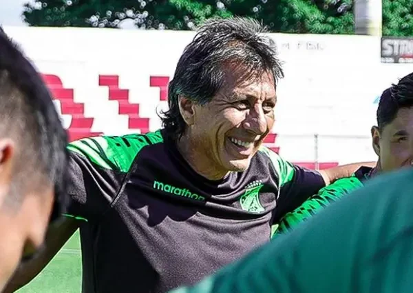 “Gilbert sería importante” para solucionar la falta de gol en la Verde, dice Álvaro Peña