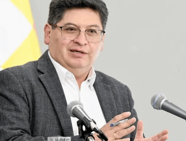 Ministro Montenegro afirma que el presupuesto para compra de combustibles “está garantizado”