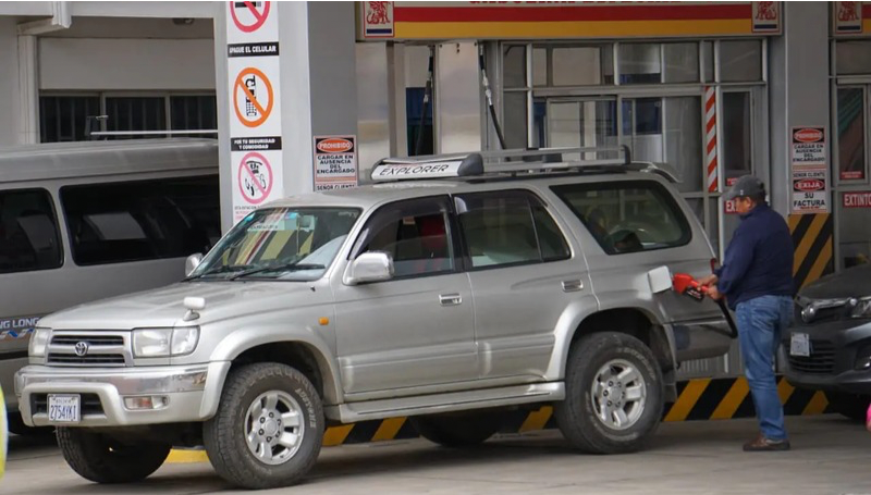 YPFB garantiza el suministro de gasolina para el balotaje pese…