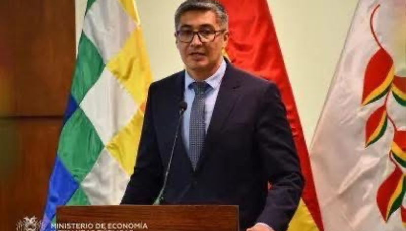 GOBIERNO ELIMINA CUATRO IMPUESTOS Y ANUNCIA AJUSTE FISCAL DEL 30%