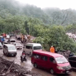 Reactivan circulación en la vía CBBA–SCZ mientras persiste corte en carretera antigua