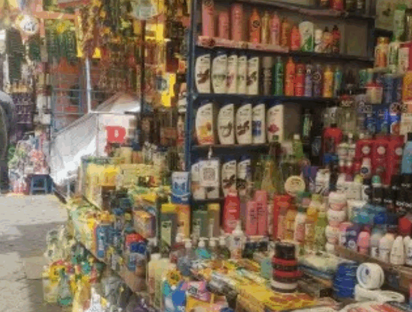 PRECIOS DE ARTÍCULOS DE LIMPIEZA BAJAN, PERO COMPRADORES DICEN QUE “NO ALCANZA EL DINERO”