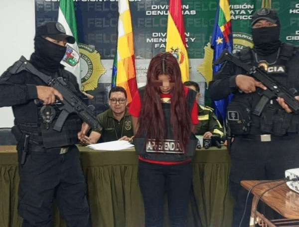 UNA MUJER APREHENDIDA POR ROBO AGRAVADO EN SANTA CRUZ