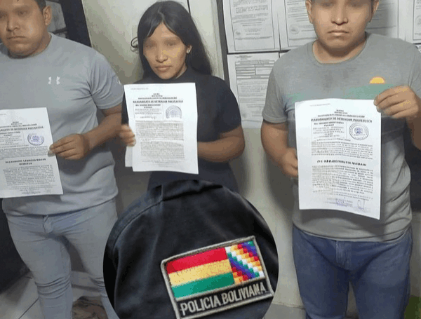 Tres policías enviados a Palmasola por presunto robo de $us 50.000 en operativo irregular