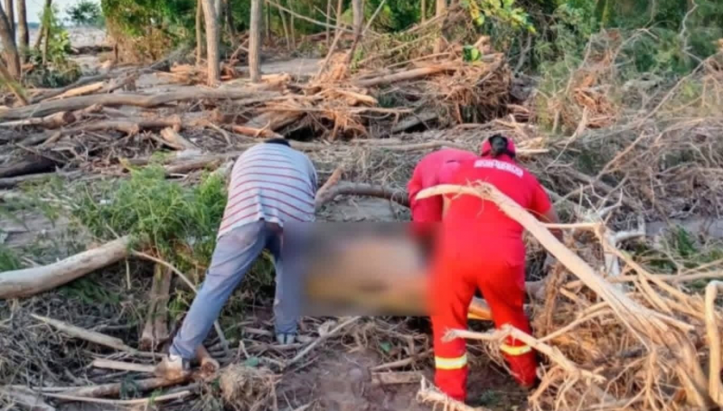 Warnes: Bomberos hallan el cuerpo sin vida de una mujer&hellip;