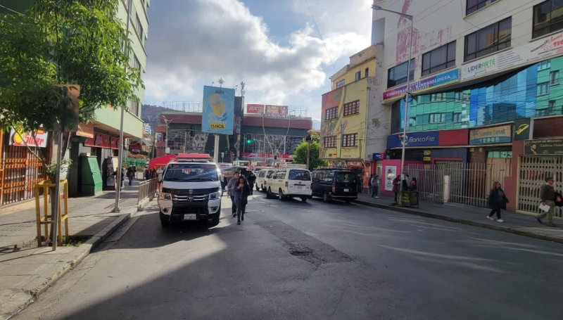 LaPaz sitiada: choferes levantan cerca de 48 puntos de bloqueo&hellip;