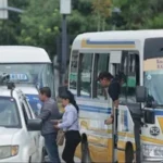 Alcaldía ratifica pasaje urbano en Bs 3 y anuncia sanciones a transportistas