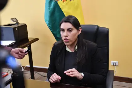 Barrientos aclara: no hay recorte, rige un techo presupuestario del&hellip;