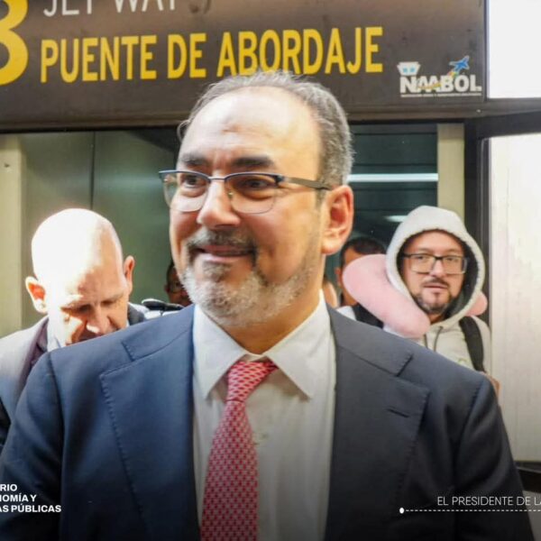 Gobierno recibe al titular de la CAF para avanzar en financiamiento externo