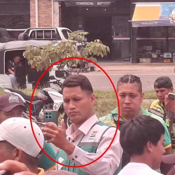 Hermano del vicepresidente Edmand Lara aparece en bloqueo de mototaxistas contra YPFB en Santa Cruz