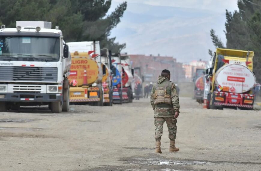 Fuerzas Armadas resguardan planta de Senkata en medio de crisis…