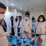 Rodrigo Paz visita a heridos del accidente del Hércules C-130 en La Paz