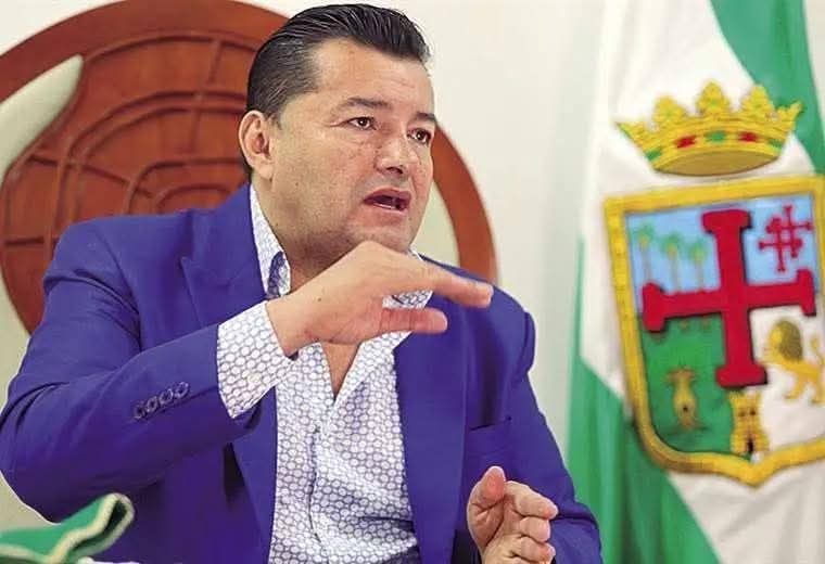 Concejo cruceño analizará situación del alcalde Jhonny Fernández
